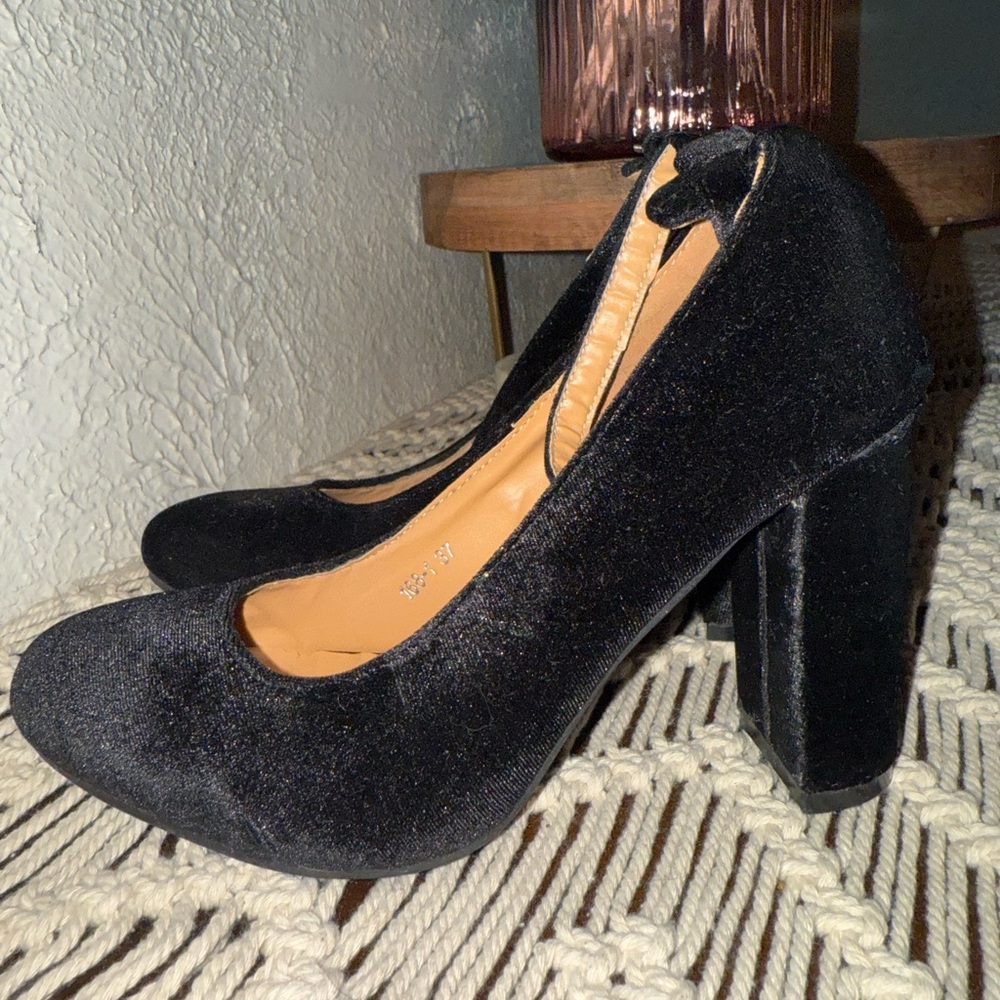 Elegant Black Women's Heels